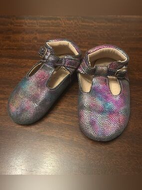 Toddler purple monkey feet size 2-3Y